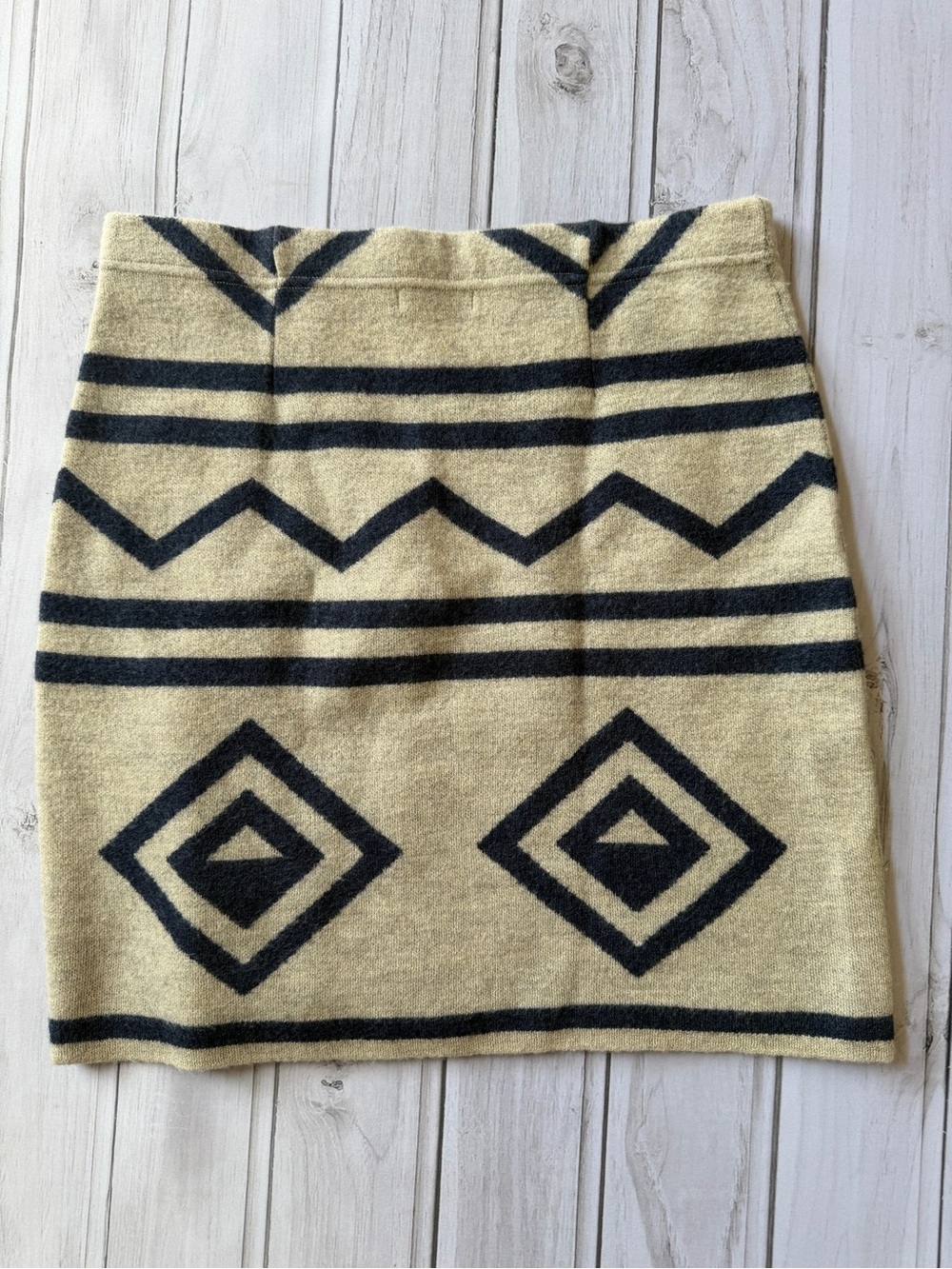 Toad & Co oatmeal & blue boiled merino wool diamond sweater skirt. Size medium - Picture 6 of 11